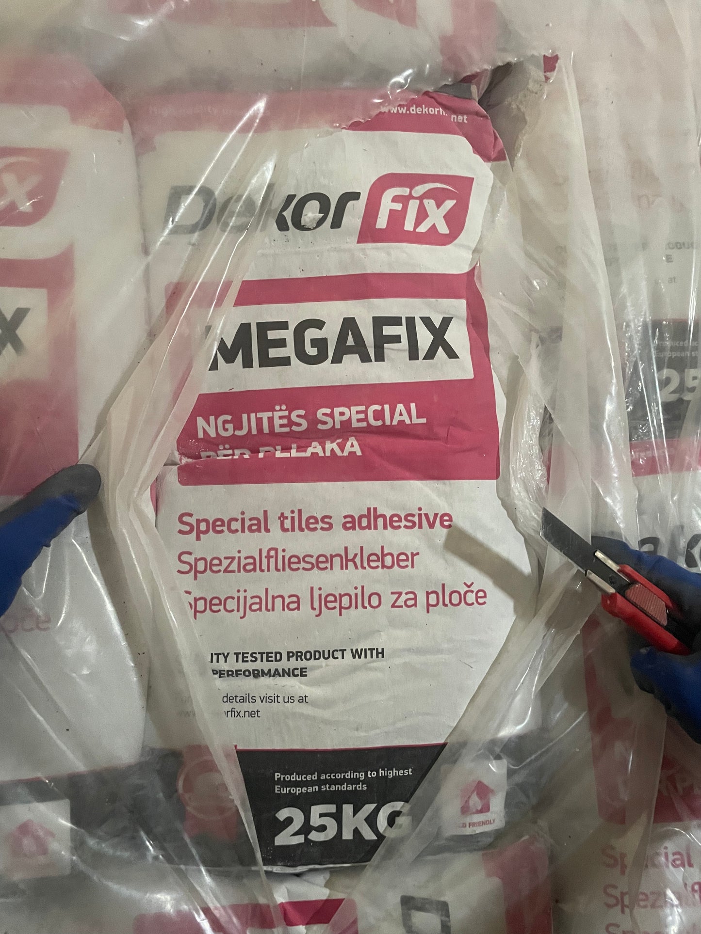 DekorFix/Spezialkleber für Fliesen